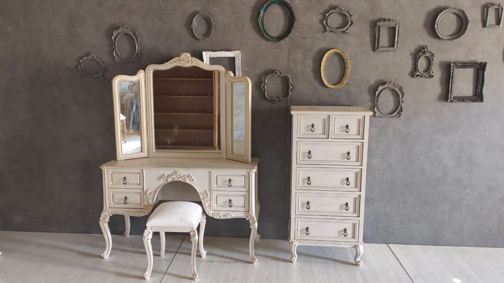 سرویس خواب کلاسیک مدل | bed-B114